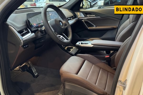 BMW X1 2.0 16V TURBO GASOLINA SDRIVE20I M SPORT STEPTRONIC 2025/2026 BMW X1 2.0 16V TURBO GASOLINA SDRIVE20I M SPORT STEPTRONIC 2025/2026